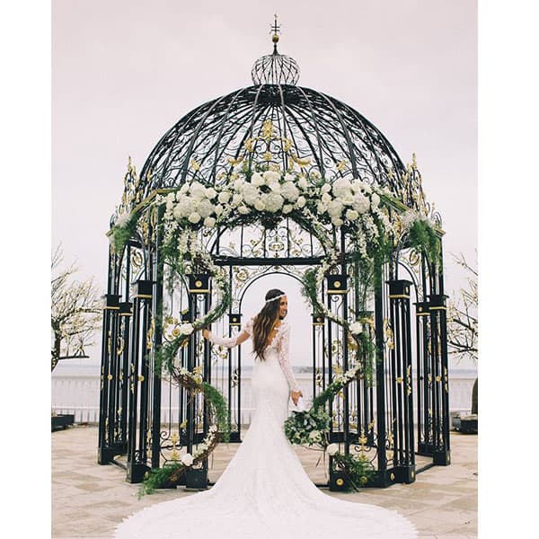 Vintage Inspired Greenhouse Wedding Inspo in 2019 | ESCORT ...