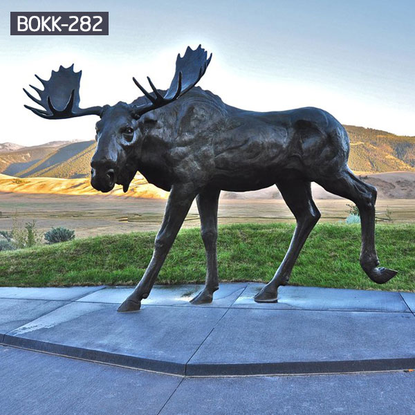 Bronze Moose Sculpture for Lawn Yard Decoration
