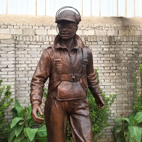 Backyard Flight Battle Cross Fallen Soldier for War Memorial