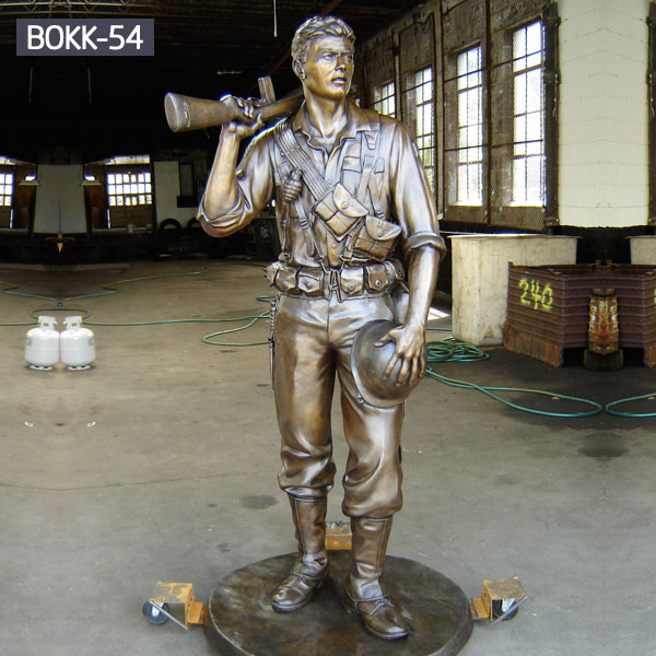 Casting Vietnam Fallen Soldier Statue Battle Cross for Sale