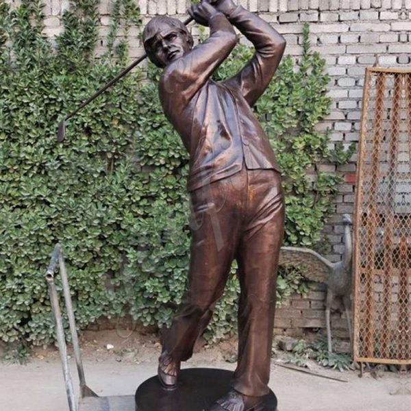 Customized Bronze Golfer Statue Life Size Garden Decor for sale